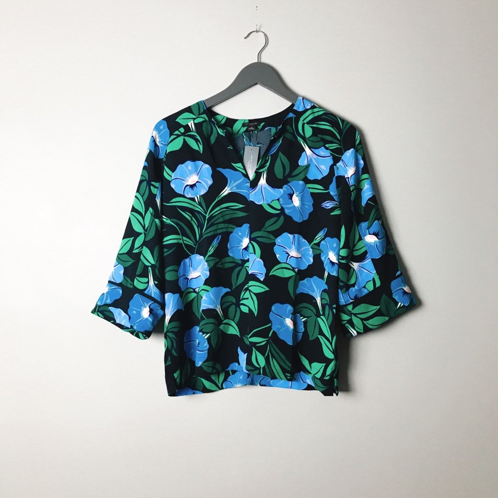Ann Taylor NWT Top